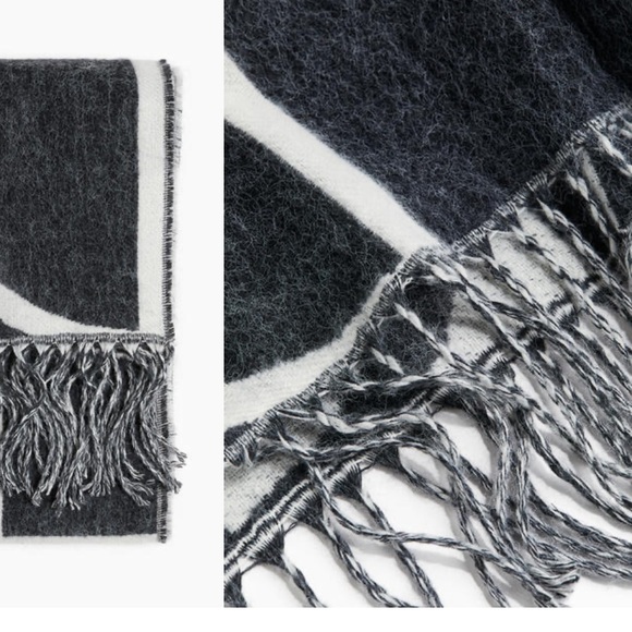 NWT • H&M • Gray & White Patterned Wool Scarf with Fringe - Picture 5 of 6
